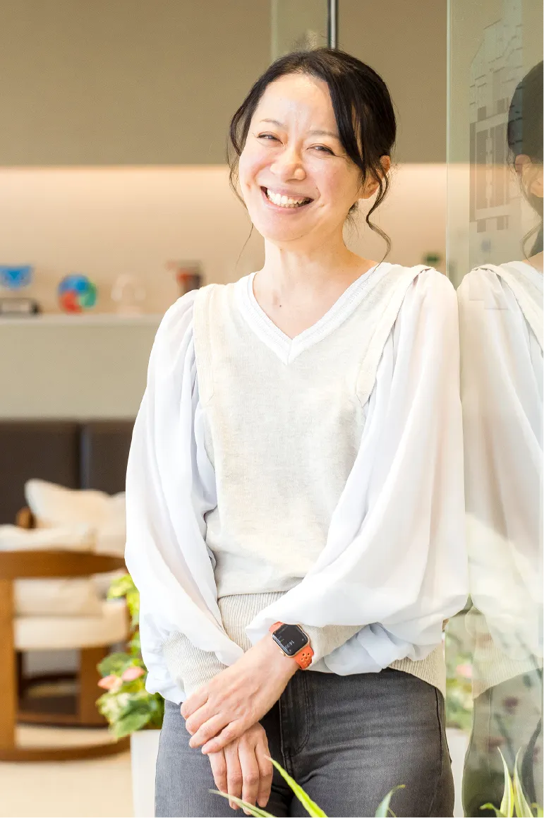 林 真由さん